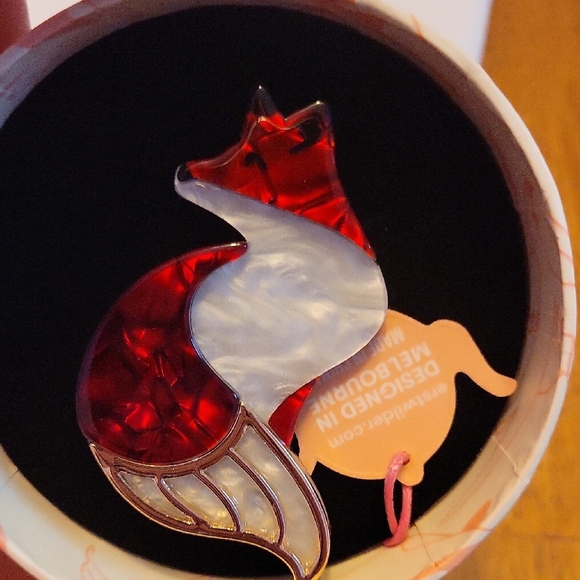 Erstwilder Brooch - Picture 4 of 5